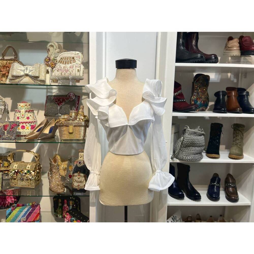 NEW OLVI’S sweetheart in white